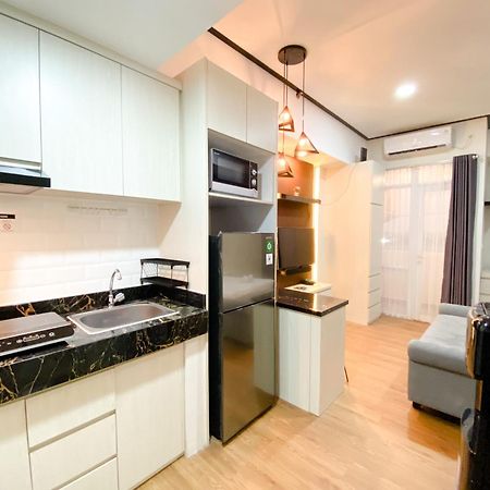 Cozy And Homey Studio At Vasanta Innopark Apartment By Travelio チカラン エクステリア 写真